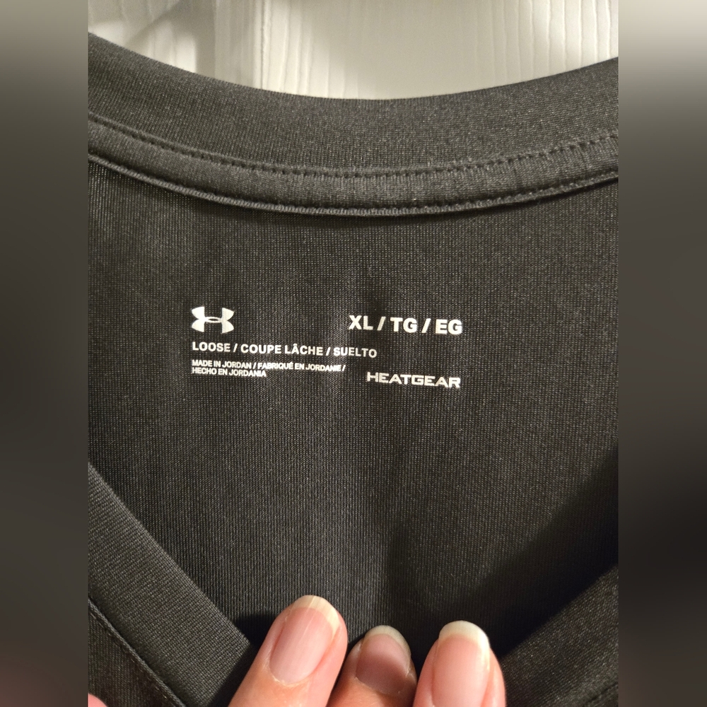 Under Armour Bundle - Picture 16 of 16
